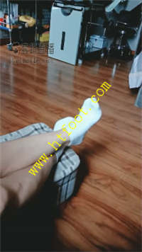akdcrwzo02o.jpg