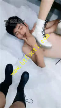 w45tcxlplea.jpg