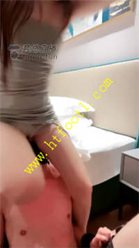 njwwzsp40q1.jpg