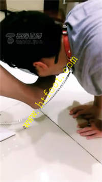 sn0mrepnv3c.jpg