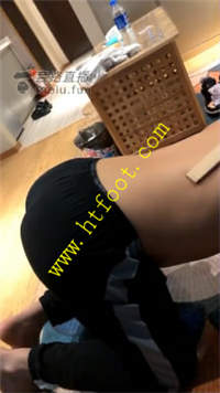 r2nllmzunmj.jpg