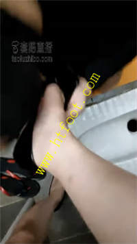 1bm0mbtcaey.jpg