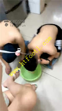 4lahf3hhzgv.jpg