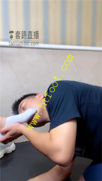 yxm5smpjfe1.jpg