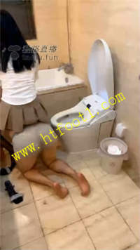 sifmue1y4lp.jpg