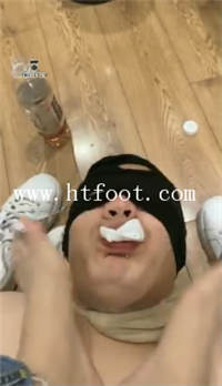 0ytwr3ls3o1.jpg
