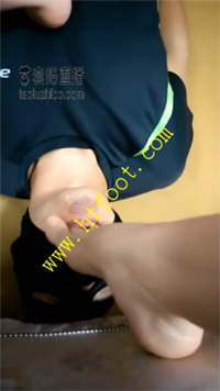 i0ewna0jucb.jpg