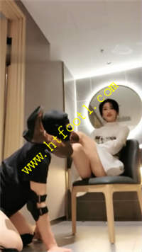 q0c1b3pacan.jpg