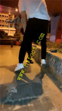 igsb1j3izwp.jpg