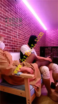 egzl02q3ukm.jpg
