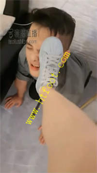 d0k41twijm3.jpg