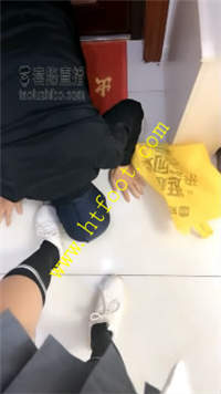 2oofzzzldzt.jpg