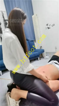 tb4p0mx054d.jpg