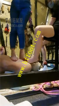 qer3kwehuxy.jpg