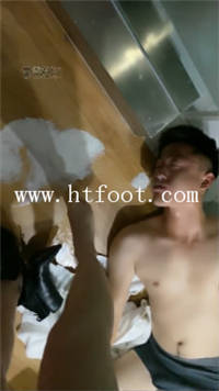 qnkcqhw010d.jpg
