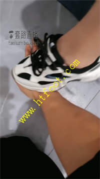 vs4rfofy5c0.jpg