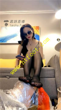 tcoj0bw553n.jpg