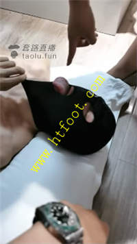 hr00i5fljdo.jpg