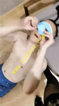 f03jbz2fe5t.jpg
