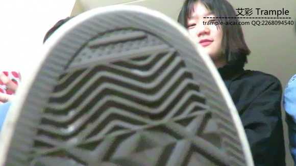 k405fszxpyz.jpg