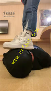 iqfptlrb4gs.jpg