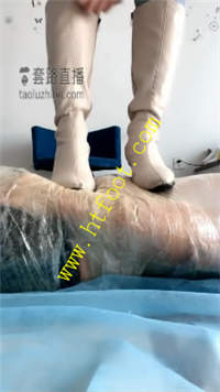 ekzqtsuvong.jpg