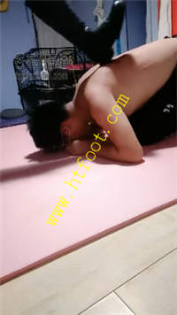 dntt44d5a4u.jpg