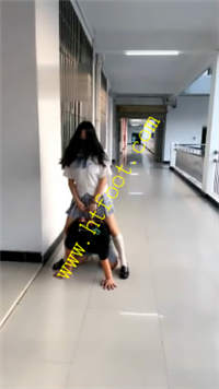 ytxp0dhalvv.jpg