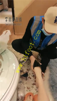 aff2oxqdokg.jpg