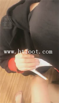 g32c54uv1jb.jpg