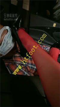 fvoucllhdq4.jpg