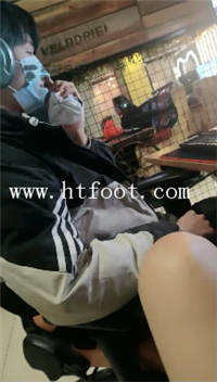 hkm4onar51v.jpg
