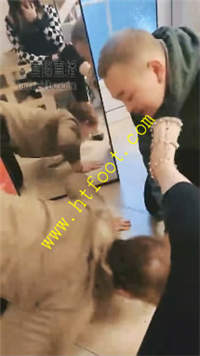 fqhewo50kte.jpg