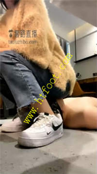 upxeslmhuhz.jpg