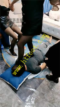 f0uexobrwpk.jpg
