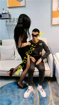 ya5l40c3nb1.jpg