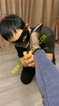 4ctb2gm03i2.jpg