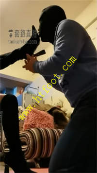 zfotafzy4tv.jpg
