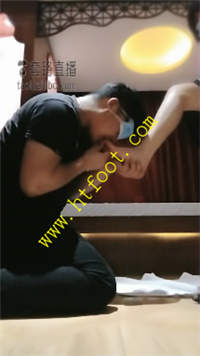 nxtqof2u1g2.jpg