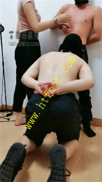 umerx01xfc4.jpg