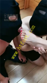 trlvs4s1shk.jpg