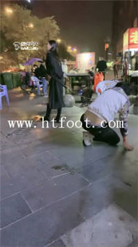 4tq22czrf40.jpg