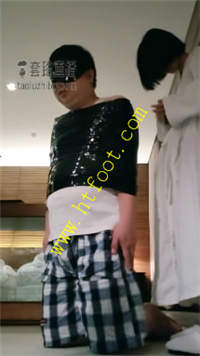 viclfr5uq02.jpg