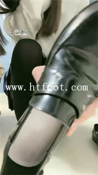 p3s2uc034w0.jpg