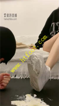 yre15lcvirr.jpg