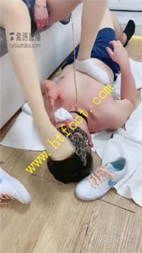 omkrxsfxecu.jpg