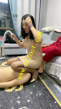 wq4kmne4kr5.jpg