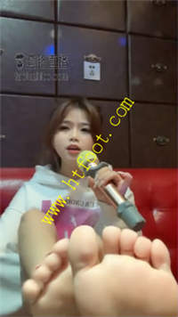 qwfcd4v05vj.jpg