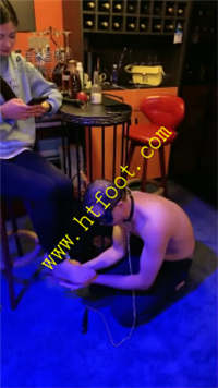 q04enjfhawt.jpg