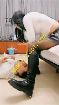 olg20wrilbt.jpg